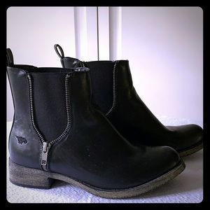 Rocket Dog Camilla Black Chelsea Boot